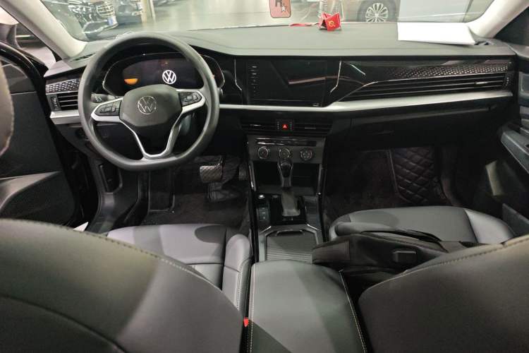 Used Volkswagen Passat 2024 280TSI Business Edition
