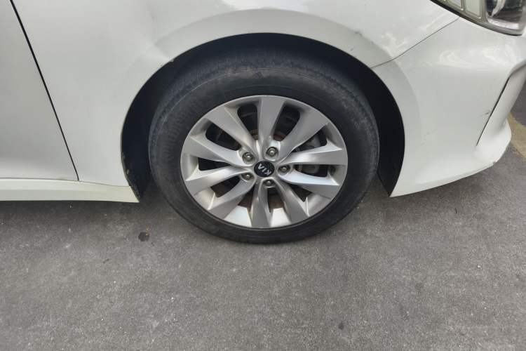 Used Kia K5 2016 1.6T Automatic LUX
