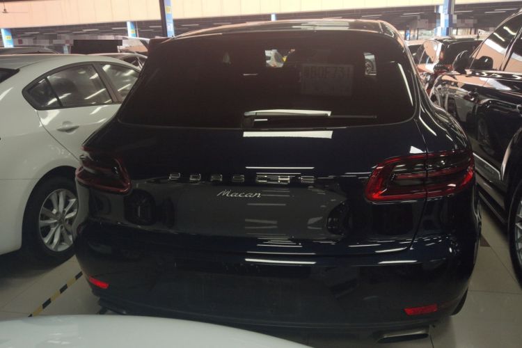 Used Porsche Macan 2017 Macan 2.0T
