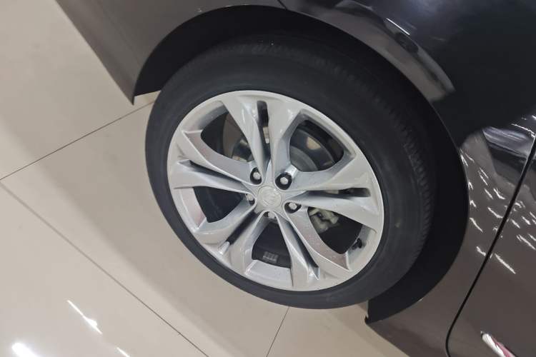 Used Buick LaCrosse 2021 Avenir Avia First-Edition Model