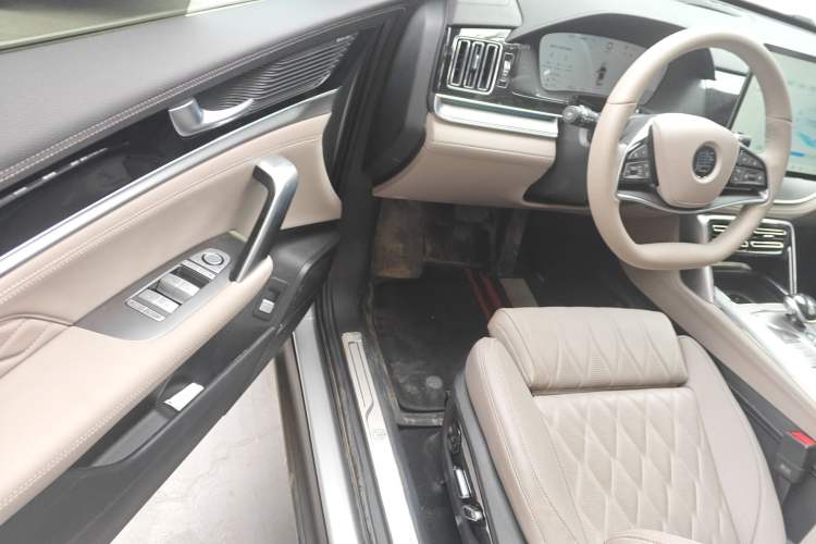 Used BYD Tang New Energy 2025 Intelligent Driving Version DM-i 115KM Flagship Edition