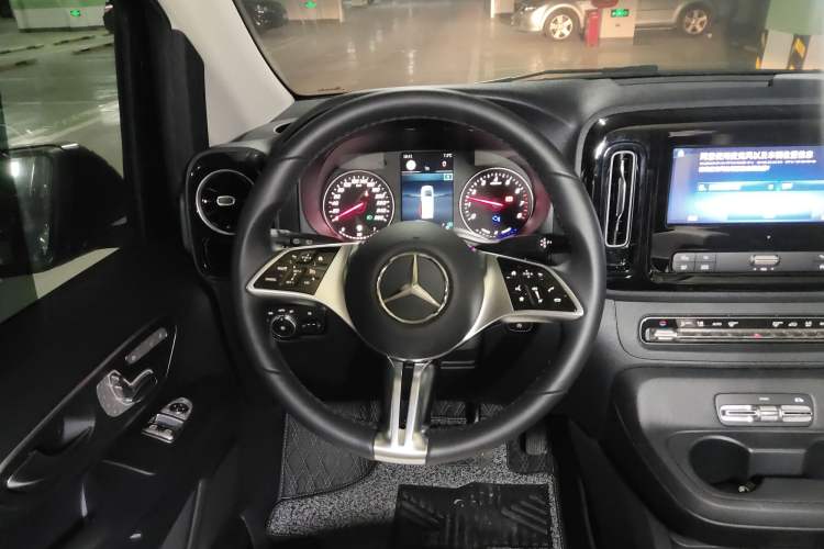 Used Mercedes-Benz Vito 2024 2.0T Business Version 7 Seats