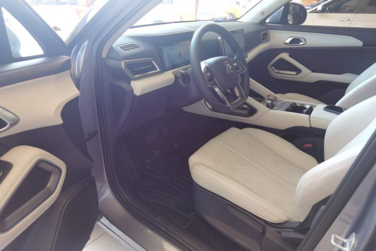 Used BYD Yuan UP 2024 401 km Active Version
