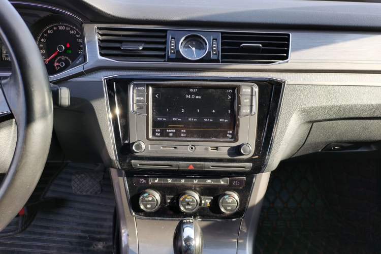 Used Volkswagen Passat 2017 330TSI DSG Luxury Edition
