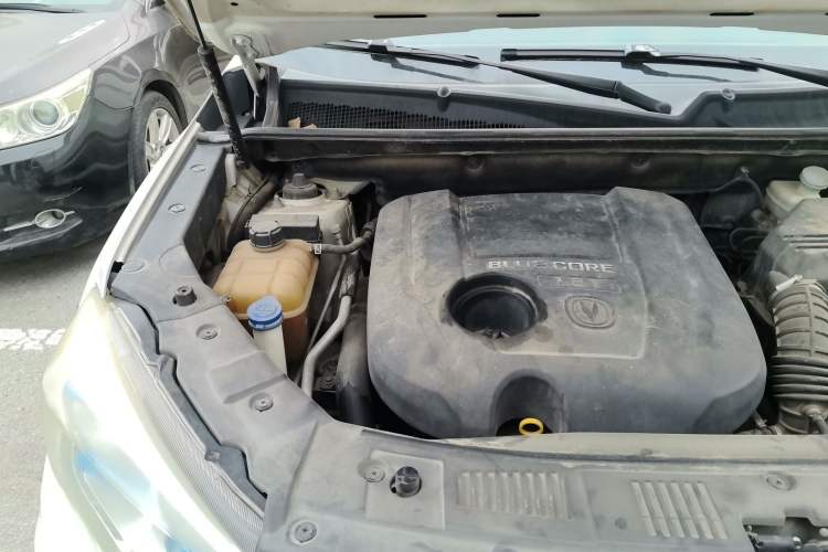 Used Changan CS75 2016 1.8T Automatic Elite Model China IV Standard
