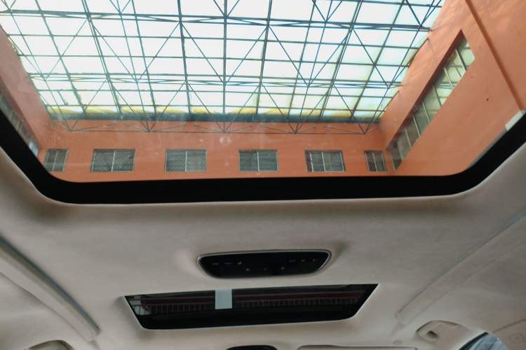 Used VOYAH Dream 2024 PHEV Ultra-Long Range Flagship Edition
