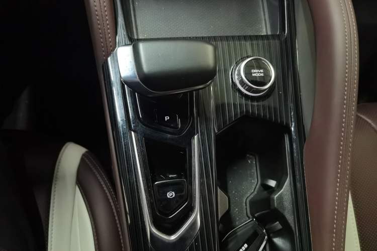 Used Geely Auto Monjaro L 2021 2.0TD DCT EVO Two-Wheel Drive Prestige Version
