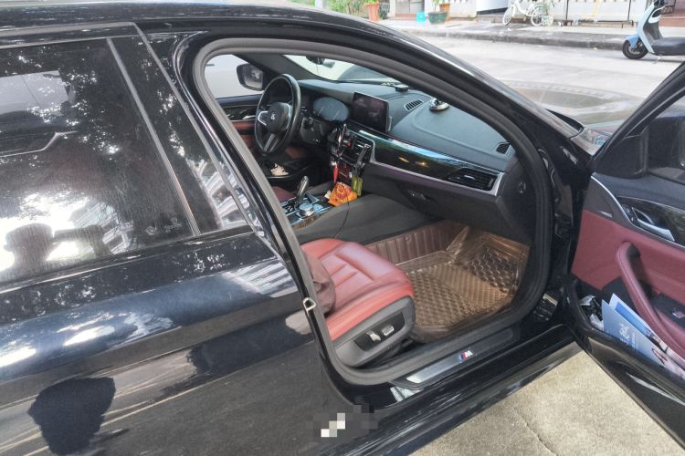 Used BMW 5 Series 2019 530Li Leading Model M Sport Package
