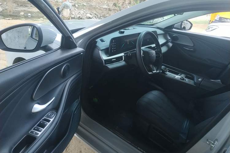 Used Chery Fengyun A8 2024 127 Long-Distance Edition Standard Version
