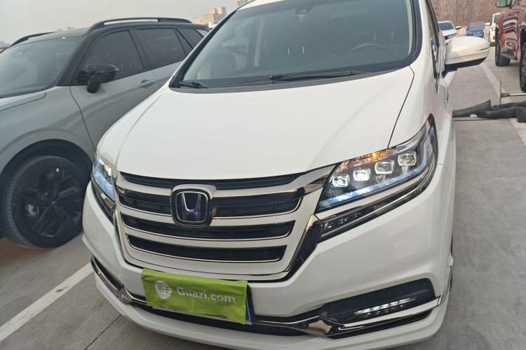 Used Honda Elysion 2019 2.0L Hybrid Luxury Edition
