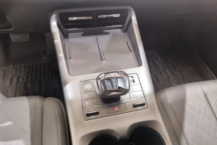 Used BYD Qin PLUS 2025 DM-i Smart Drive 55KM Beyond Model
