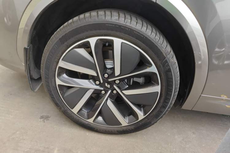 Used Li Auto L7 2023 Pro Model
