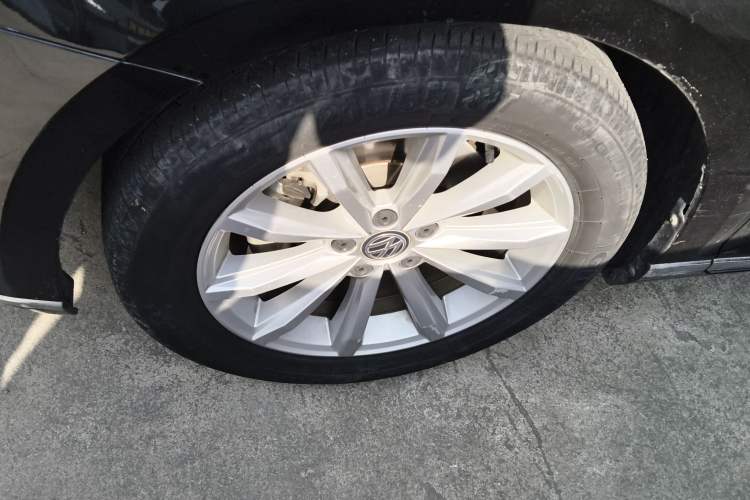 Used Volkswagen Magotan 2018 330TSI DSG Advanced Model
