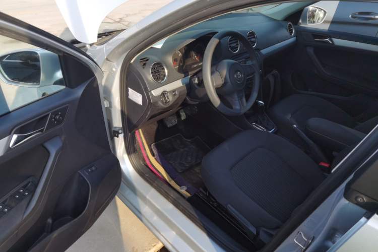 Used Volkswagen Jetta 2015 1.6L Automatic Comfort Model
