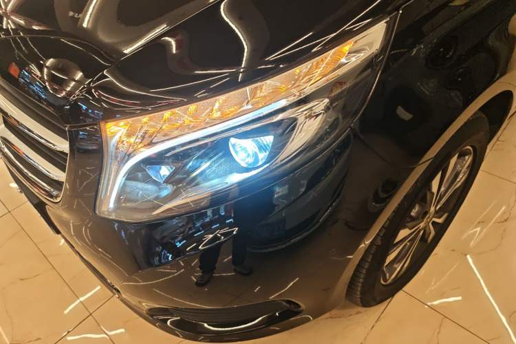 Used Mercedes-Benz V-Class 2018 V 260 Avantgarde Edition China V