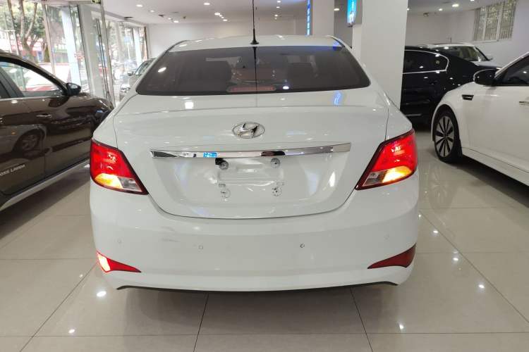 Used Hyundai Verna 2016 1.4L Automatic Leading-Edge GLX
