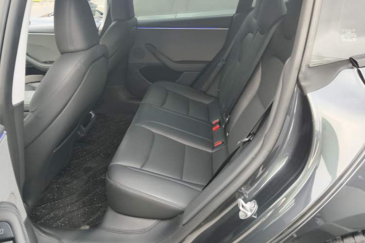 Used Tesla Model 3 2025 Rear-Wheel-Drive Version
