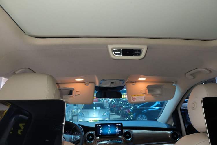 Used Mercedes-Benz V-Class 2020 V 260 L Long-wheelbase Luxury Edition