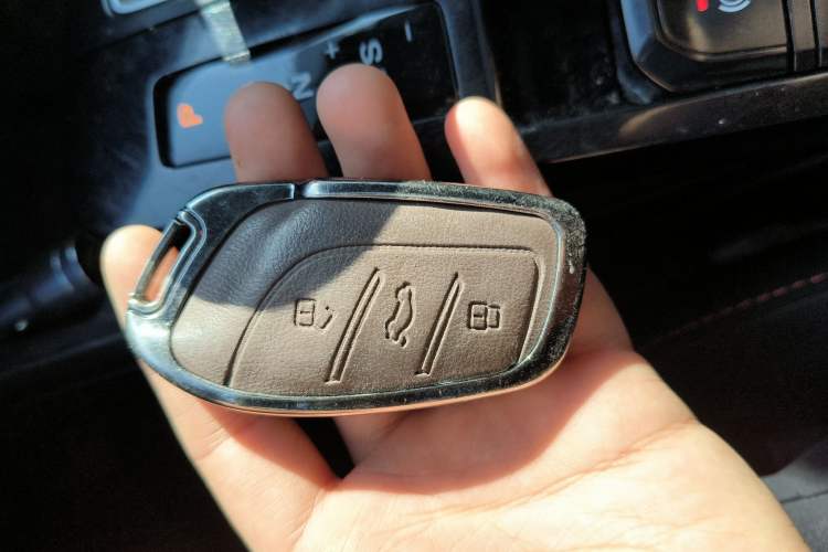 Used MG 5 2022 180 DVVT CVT Youth Style Edition
