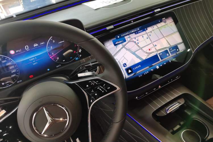 Used Mercedes-Benz E-Class 2025 Facelift E 300 L Fashion Edition
