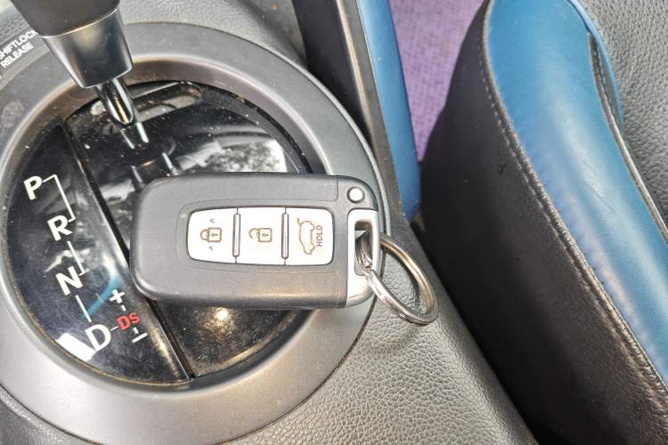 Used Hyundai Veloster 2012 1.6T Automatic Luxury Edition