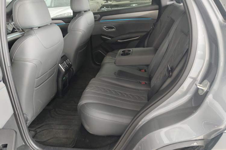 Used BYD Song L DM-i 2025 Intelligent Driving Version 160 km Beyond-Range Type
