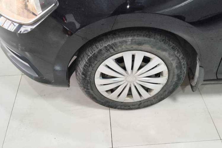 Used Volkswagen Santana 2016 1.6L Manual Fashion Edition
