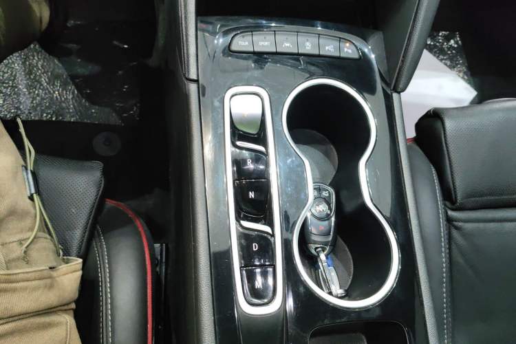 Used Buick Regal 2020 GS 28T Prestige Model
