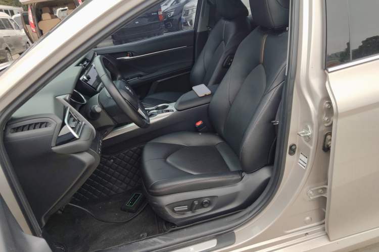 Used Toyota Camry 2019 Revised Version Dual-Engine 2.5 HG Luxury Edition