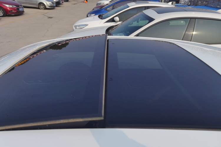 Used Cadillac XTS 2015 28T Comfort Model
