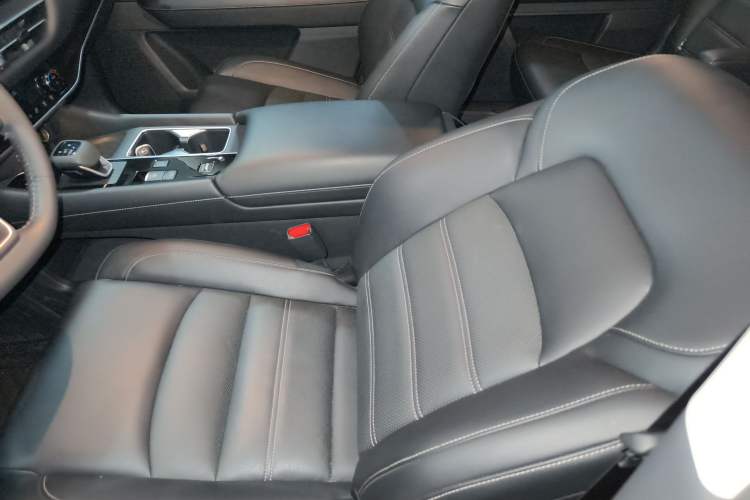 Used Nissan Terra 2024 380 VC-TURBO Two-Wheel Drive Smart Edition 6 Seats