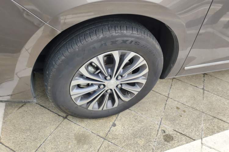 Used Buick GL8 2020 Land Business Class 652T Luxury Model
