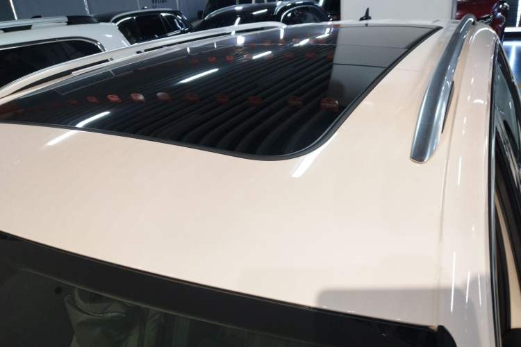 Used Volkswagen Tiguan L 2021 330TSI Automatic Two-Wheel Drive R-Line Enhanced Edition