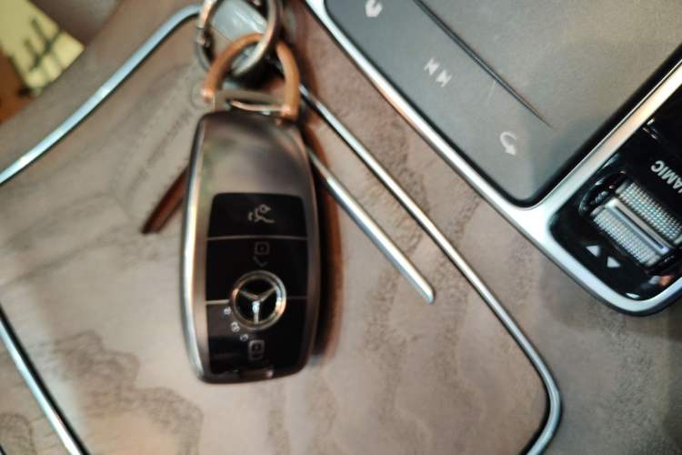 Used Mercedes-Benz E-Class 2021 Facelift E 260 L