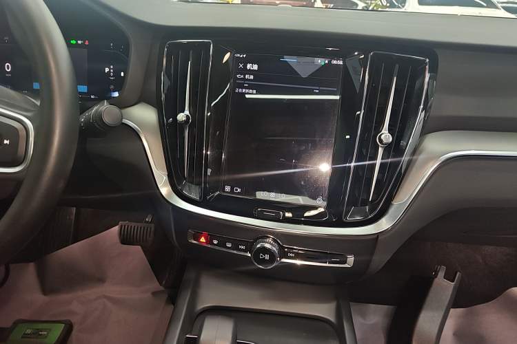 Used Volvo S60 2025 B4 Zhiyi Luxury Edition
