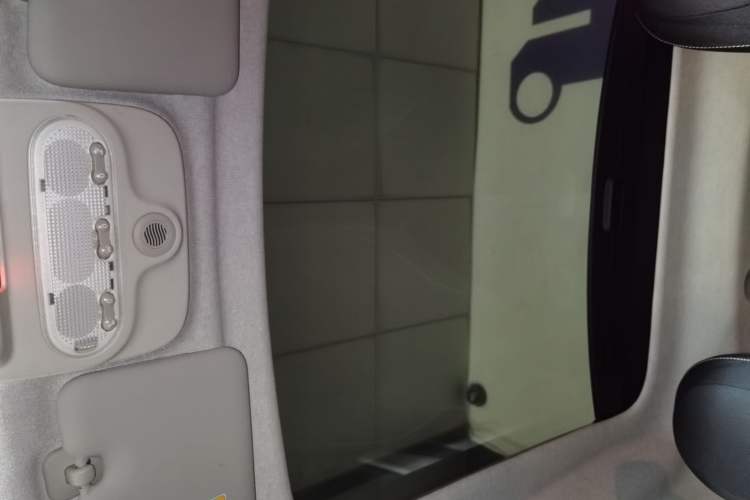 Used  fortwo 2017 1.0L 52kW New Sound Special Edition China V Emission Standard
