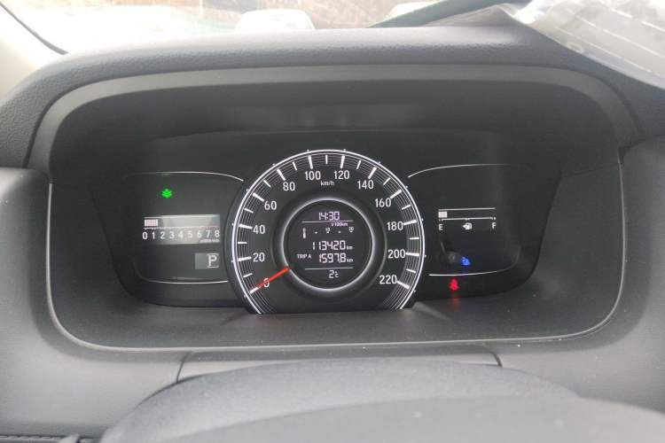 Used Honda Odyssey 2015 Updated Version 2.4L Smart Edition
