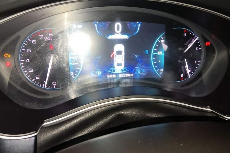 Used Zotye Z700 2018 Z700H 1.8T DCT Luxury Edition