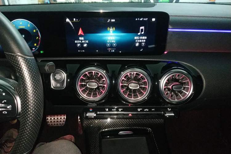 Used Mercedes-Benz CLA 2022-Year Updated CLA 200
