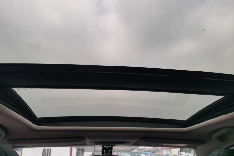 Used Honda Vezel 2020 1.5L CVT Pioneer Edition
