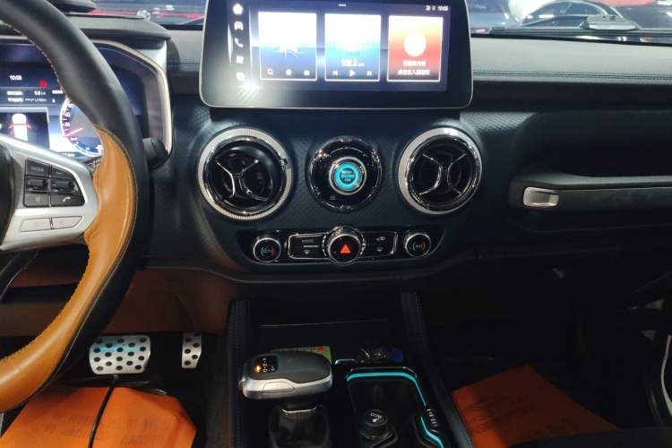 Used  BJ40 2023 2.0D Automatic Four-Wheel Drive Blade Hero Edition Pioneer Type