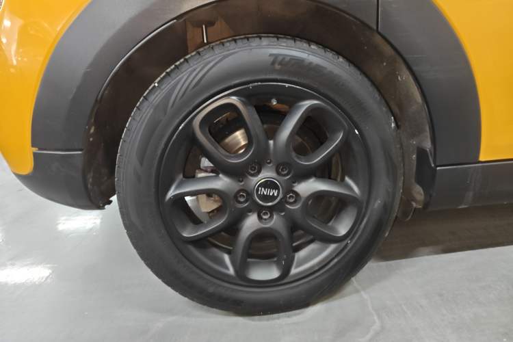 Used  MINI 2015 1.5T COOPER Fun Five-Door Edition