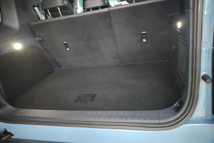 Used Formula Leopard Leopard 5 2023 Navigator Edition
