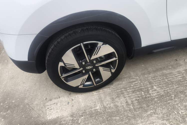 Used Chery New Energy Boundless Pro 2022 301km "WoW" Edition Lithium Iron Phosphate
