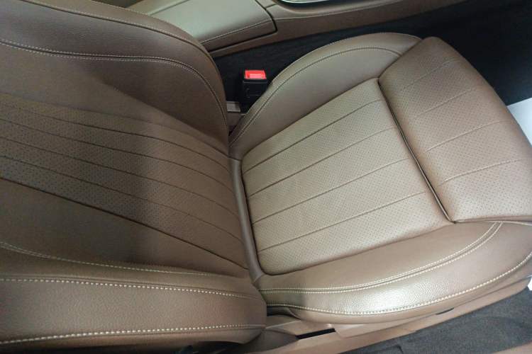 Used Mercedes-Benz E-Class 2022 Second Facelift E 260 L