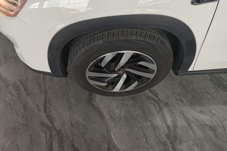 Used Citroen C3-XR 2015 1.6L Automatic Pioneer Model
