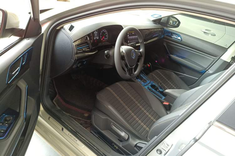 Used Volkswagen Lavida 2021 280TSI DSG Comfort Edition
