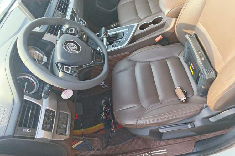 Used FORTHING Joyear X5 2017 Jingxiang Series 1.5T CVT Luxury Model
