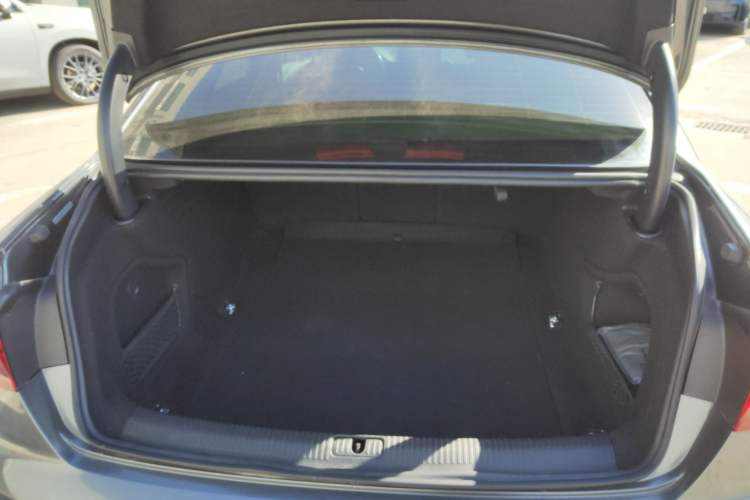 Used Audi A4L 2022 45 TFSI quattro Prestige Dynamic Edition
