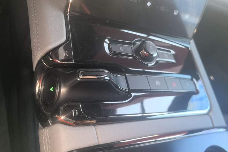 Used Nio ES8 2020 415 km Range 6-Seater Version
